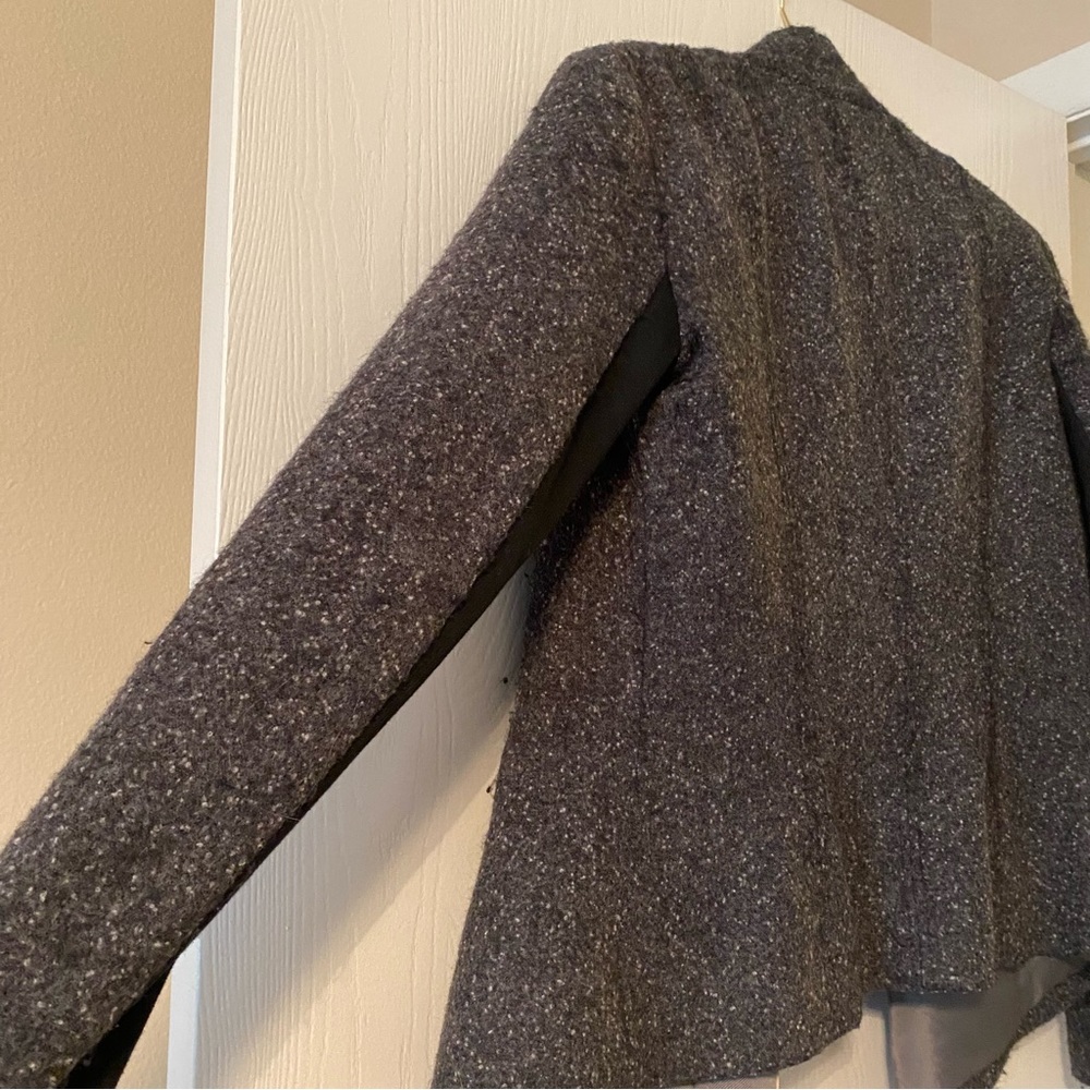Elizabeth & James Jacket - Picture 4 of 11